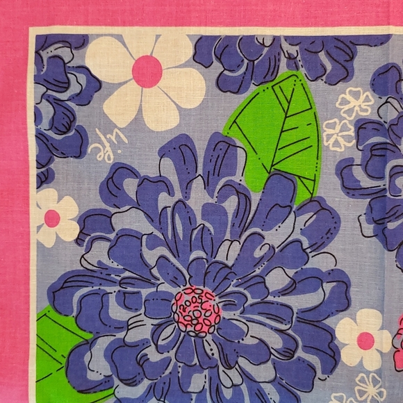 Lilly Pulitzer - Ford collaboration for Breast Cancer Awareness Ltd Ed. NWOT - Picture 7 of 8